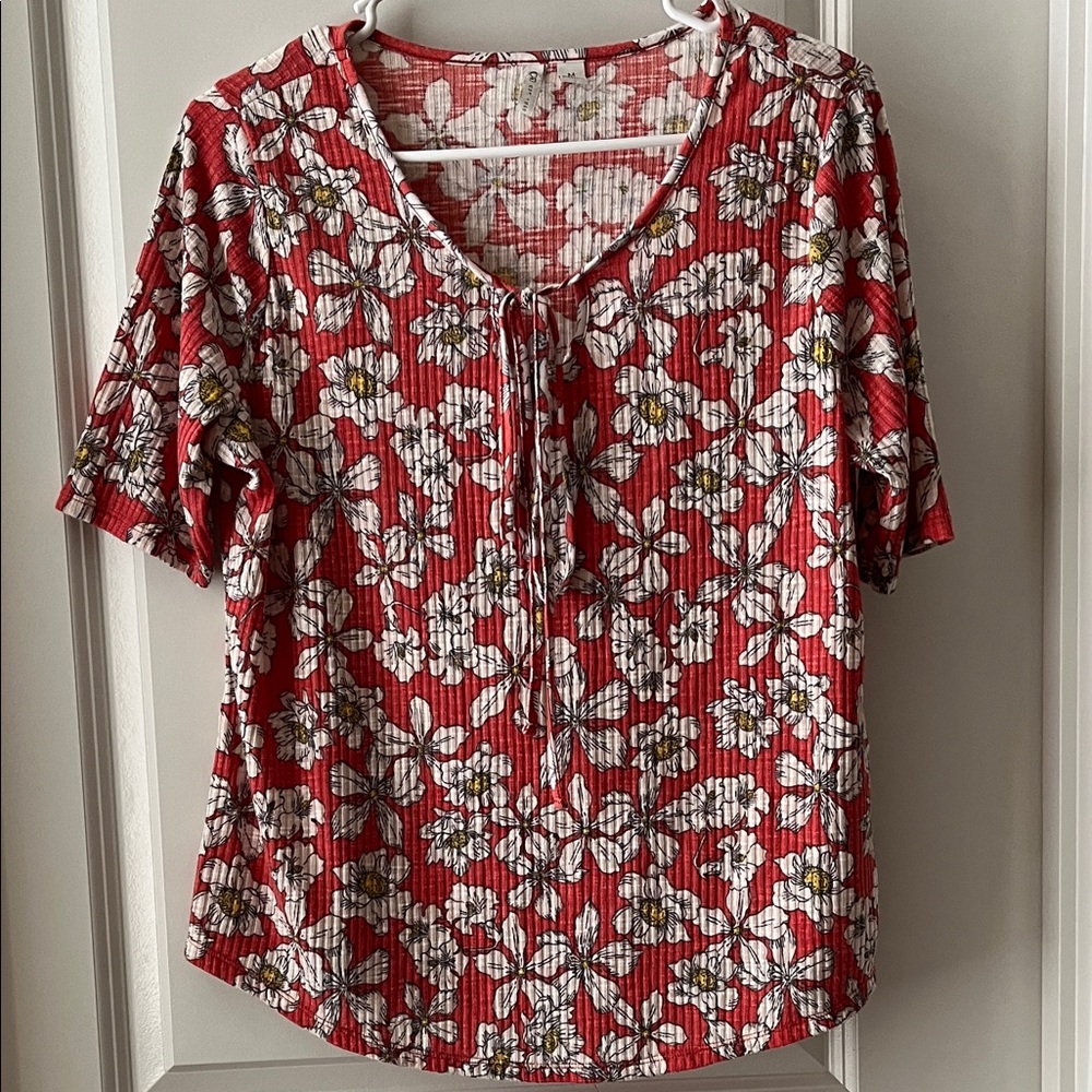 Cato Floral Blouse with White and Yellow Accents